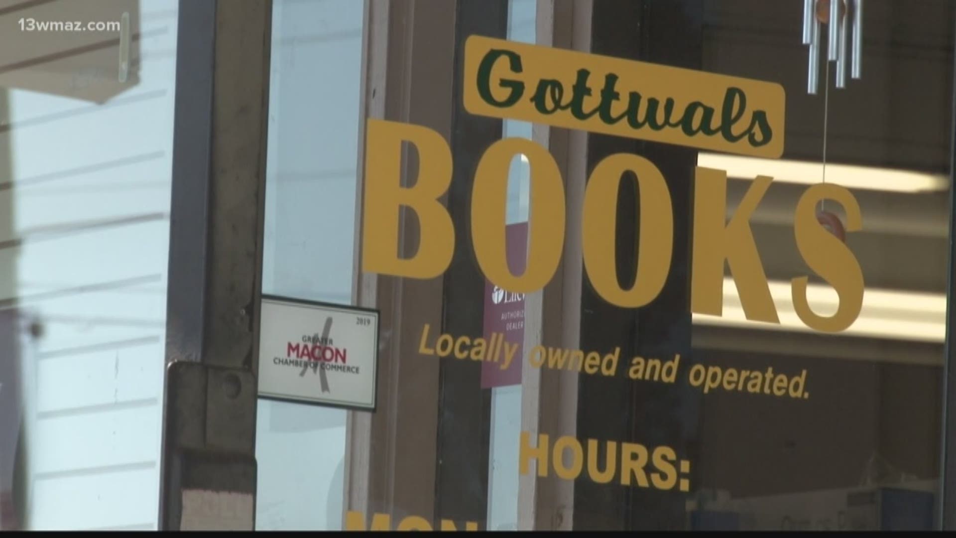 Gottwals Books is partnering up with Robins Regional Chamber to create a free drive-thru book giveaway.