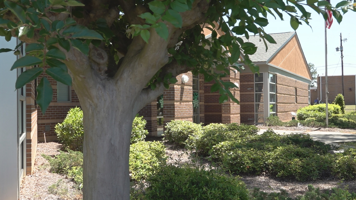 Dublin City Schools faces accreditation conditions amid ongoing financial crisis | Here's what that means