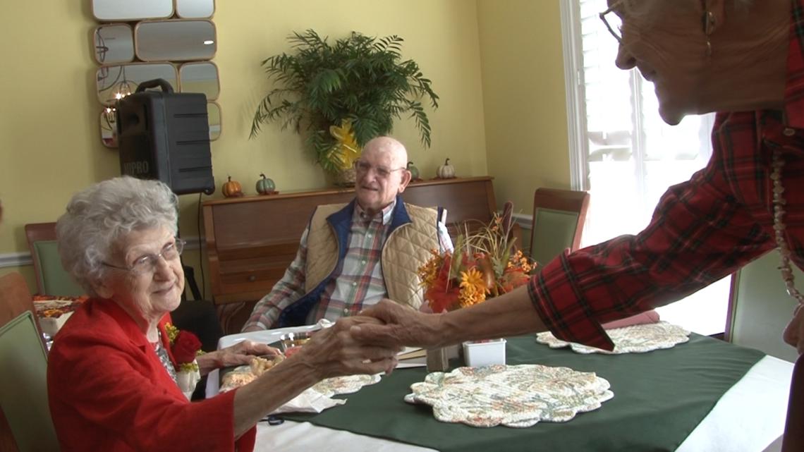 Cochran couple celebrating 75 years of marriage share their tips and secrets to happy marriages - Vimarsana News