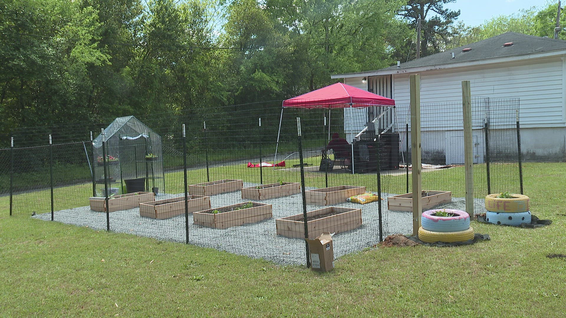 Grow Macon unveils new community garden