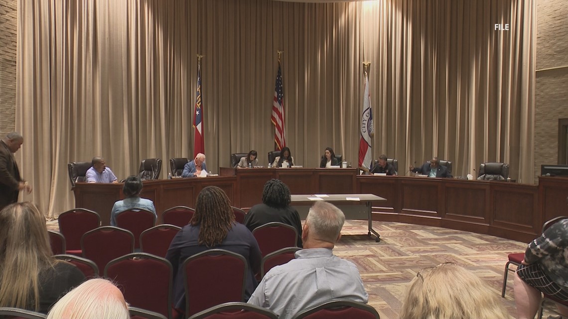 Warner Robins to announce new pay scale in Monday meeting - Vimarsana News