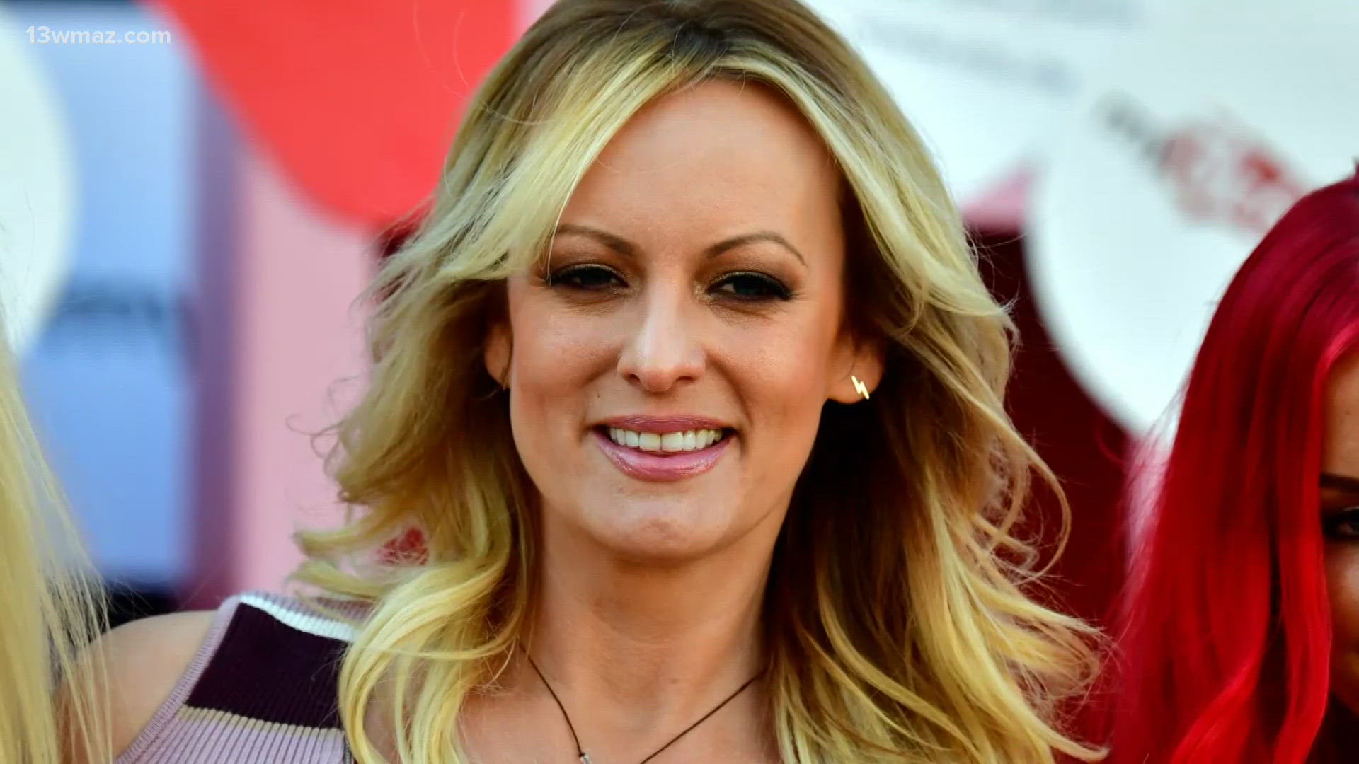 Porn star Stormy Daniels describes first meeting with Trump in New York  courtroom | Hush Money Trial | 13wmaz.com