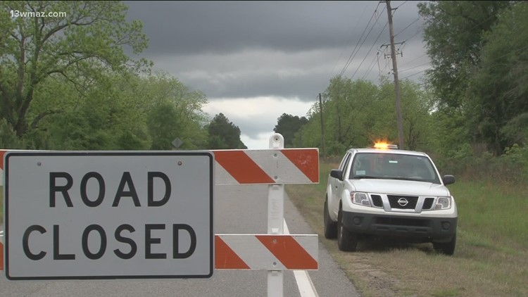 Fallen powerlines close Highway 90 in Crisp County during severe storms