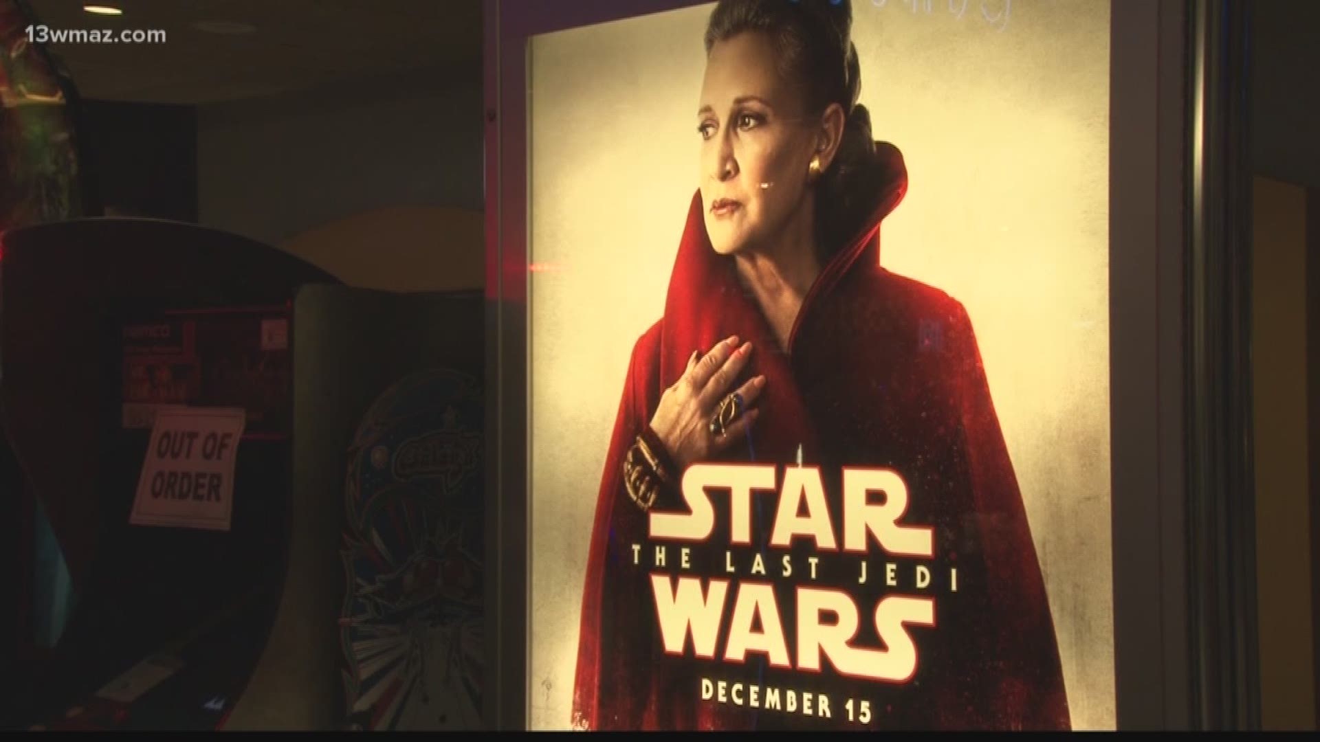 Star Wars flock to see 'The Last Jedi'