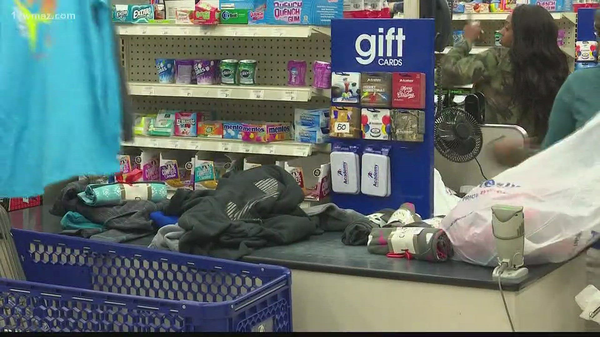 Verify Do stores have a legal right to check your receipts?