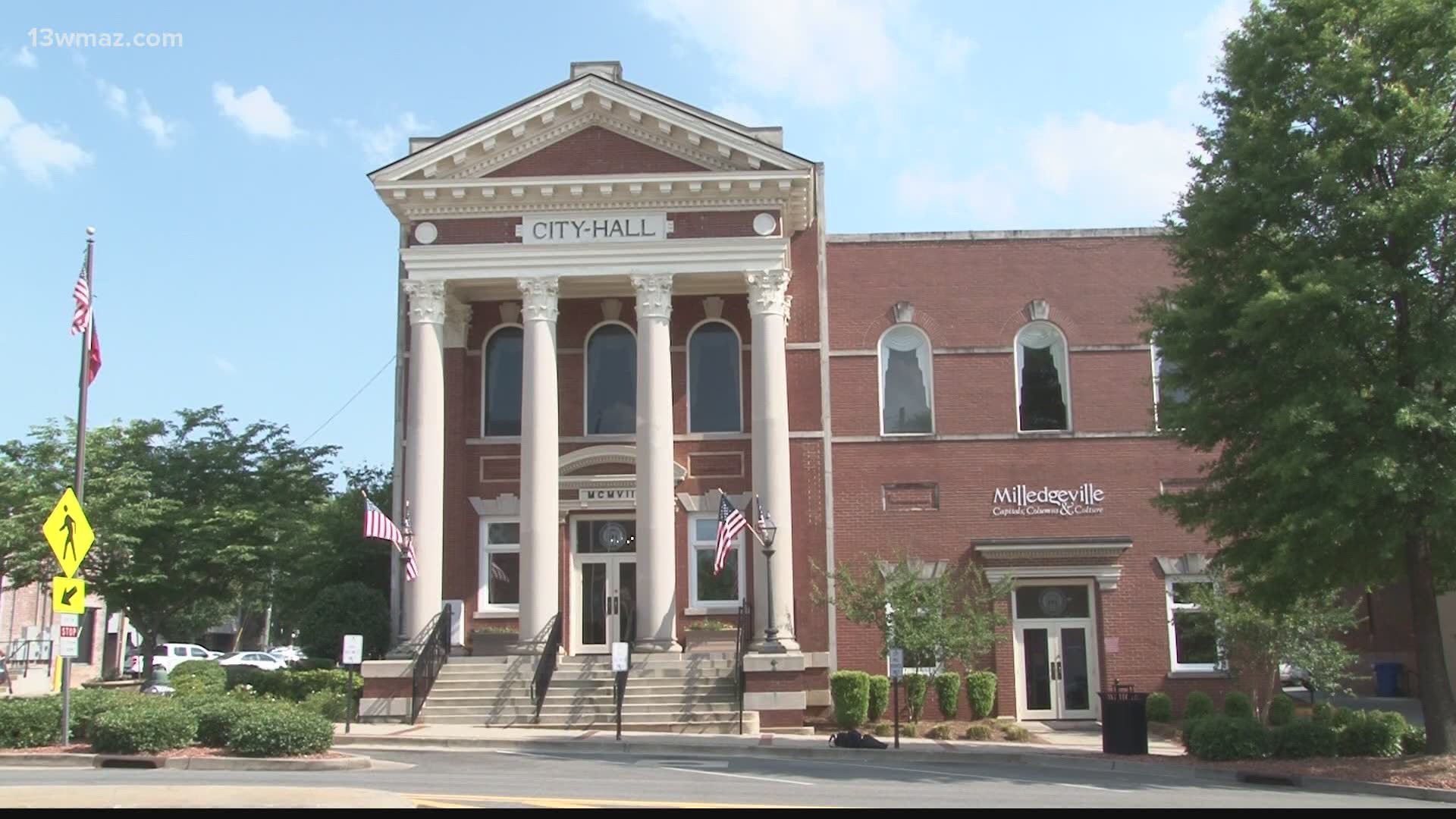 Starting on Saturday morning, the city of Milledgeville will have a new mask ordinance in place. You're expected to wear it in all public places within city limits.