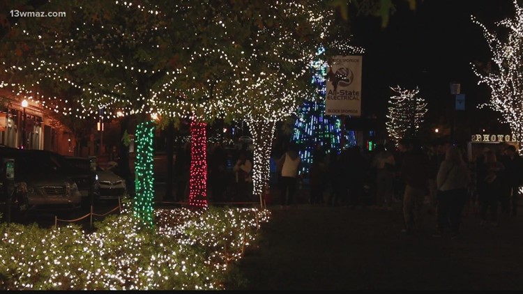 Macon's Christmas Lights Extravaganza kicks off