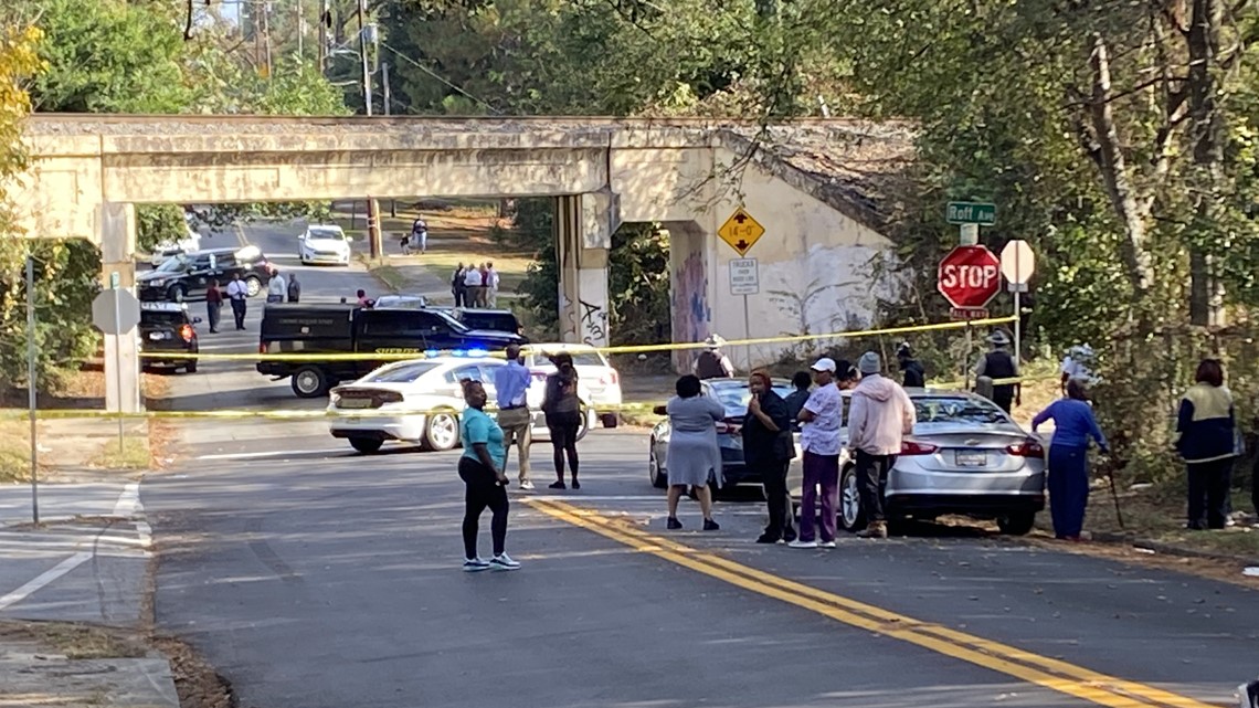 Man found dead in car at Clisby Place identified - Vimarsana News