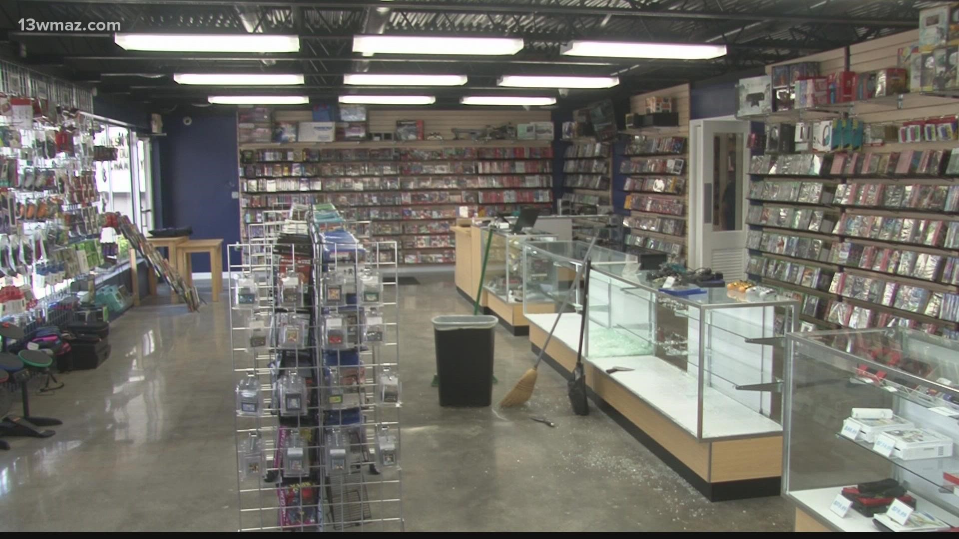 Store owner Aaron Gray told 13WMAZ that surveillance footage shows the burglars using a rock to smash in the door.