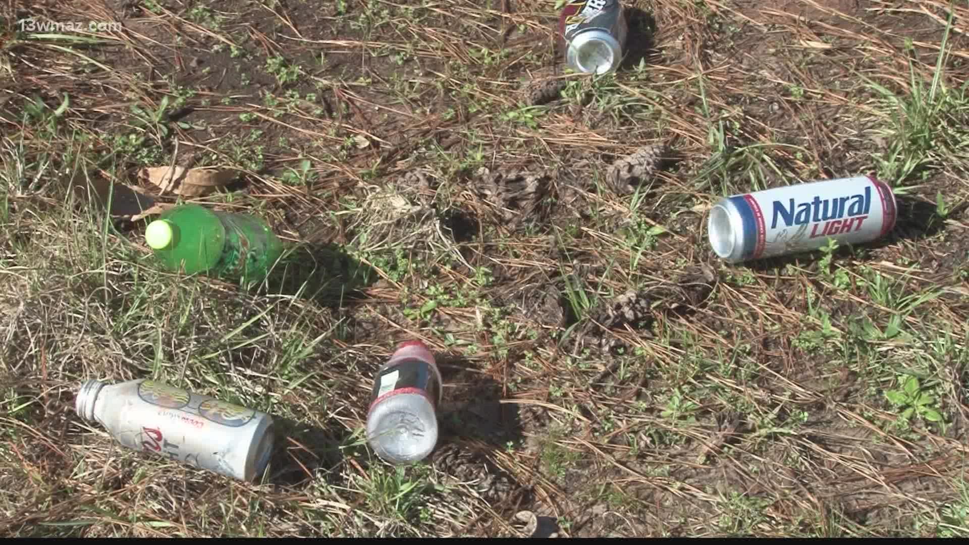 People living in a north Houston County neighborhood don't like the way things look right now. They're frustrated over what they call a big litter problem.