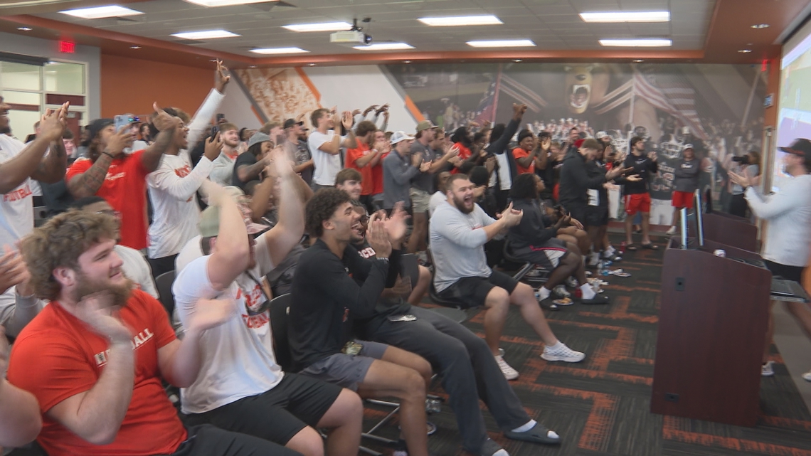 'To experience this back-to-back is great': Mercer Football earns No. 6 Seed, first-round bye as FCS playoffs begin