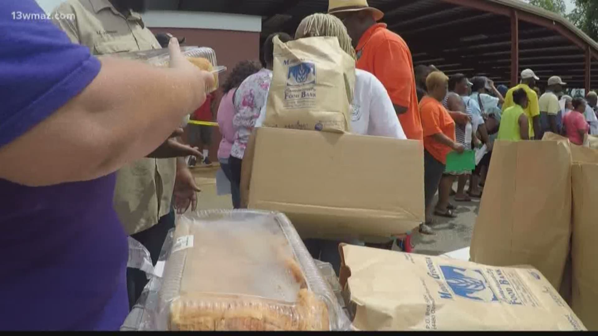 Food bank helps hundreds in Fort Valley