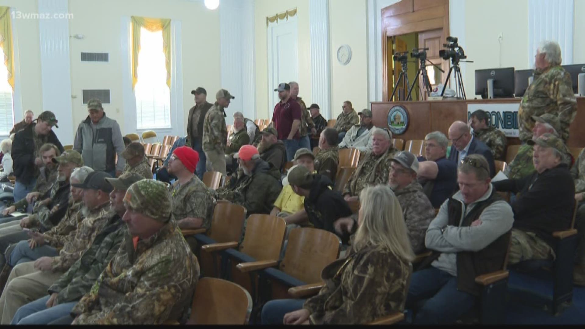 Hunters and residents packed the Macon-Bibb Commission Chamber Tuesday to voice their opinion on why the commission should or should not pass hunting restrictions.
