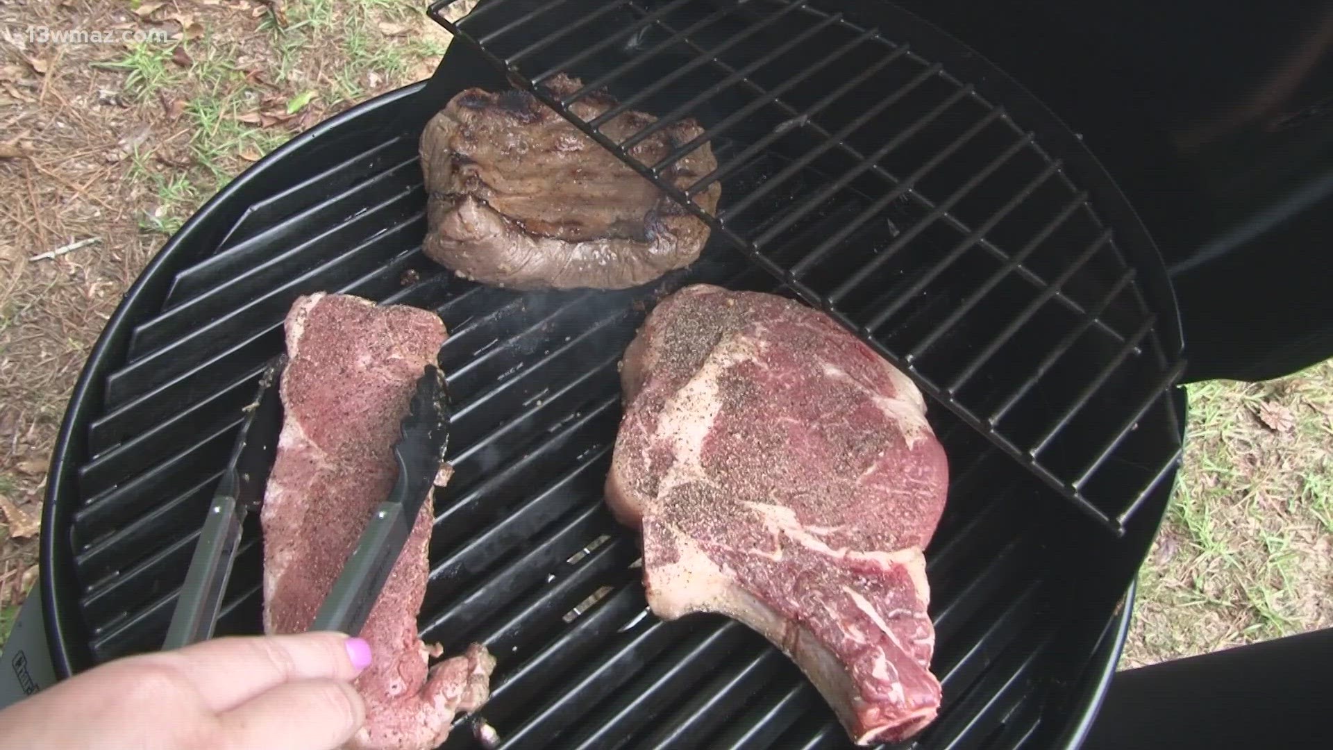 Taylor Evans with the Georgia Beef Board explains how to grill your steaks like a pro on this Memorial Day weekend.