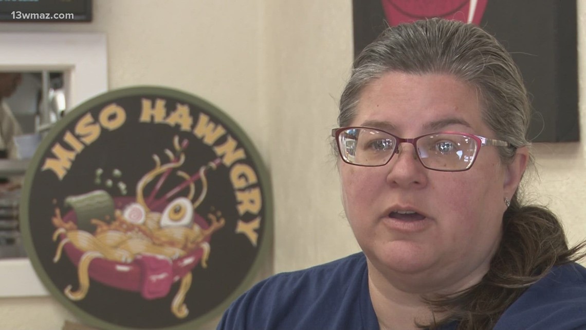 Hundreds of jobs available in Baldwin County, across