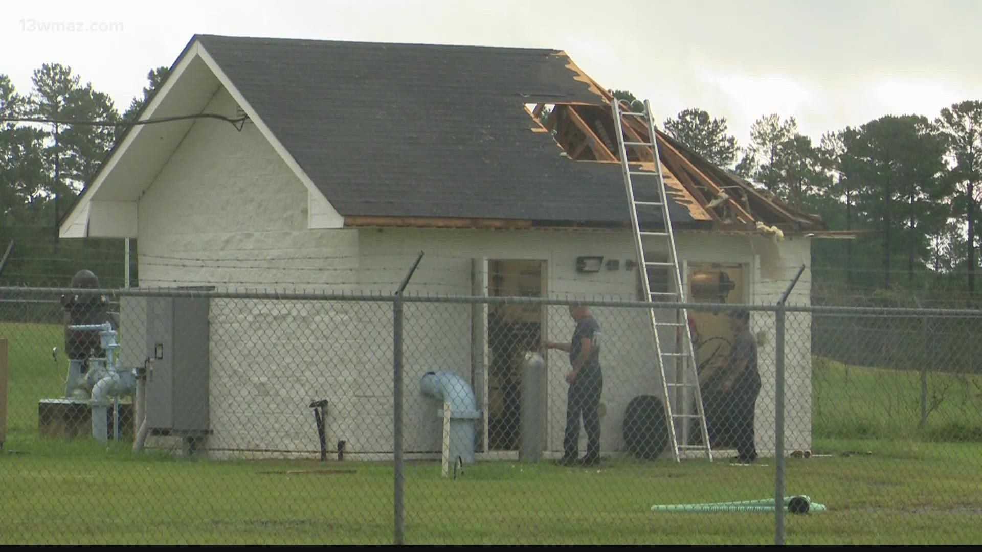 Strong storms made their way through the Central Georgia region early Tuesday morning.