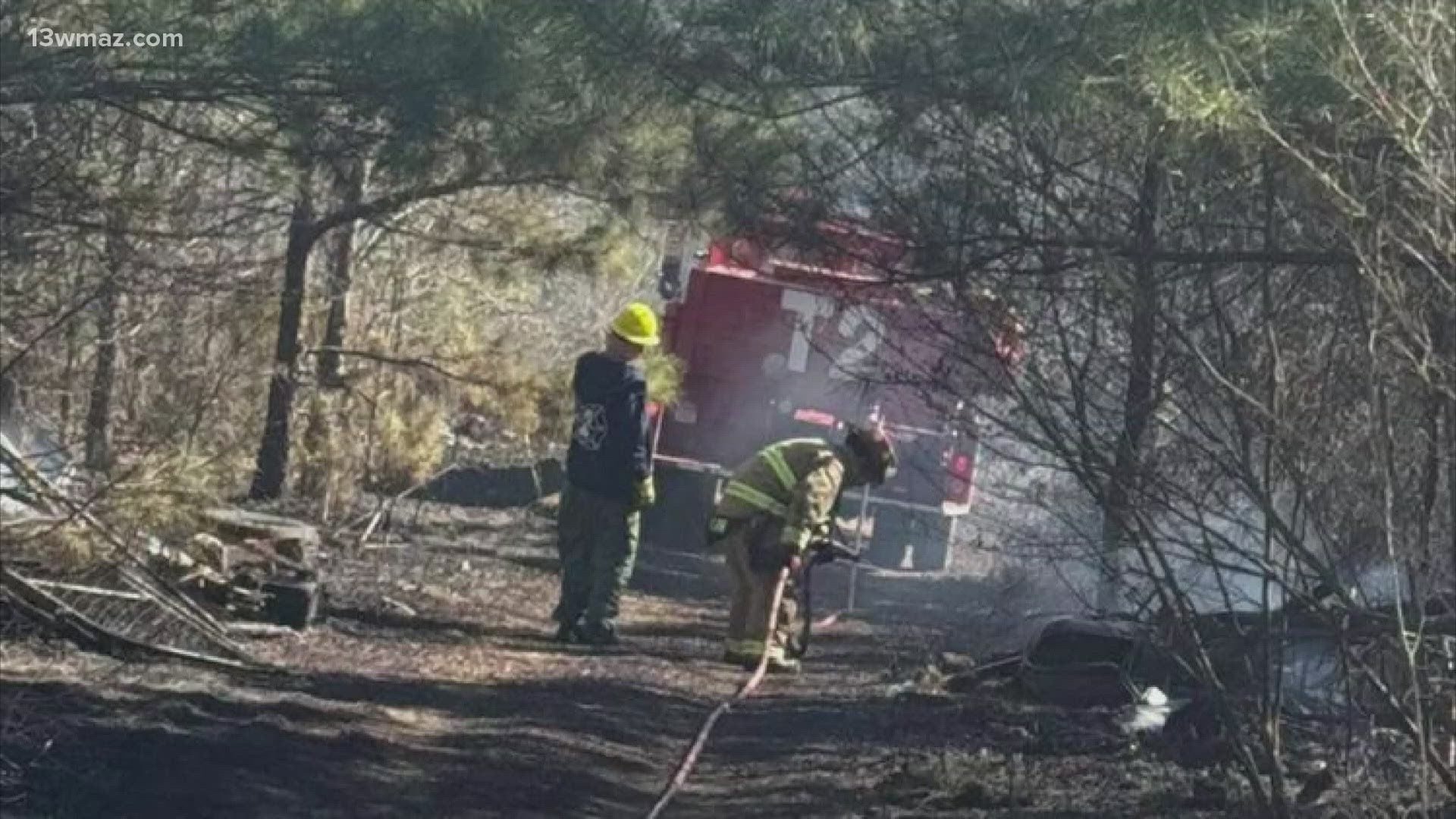 Baldwin County Fire crews battle a pair of brush fires for over two ...