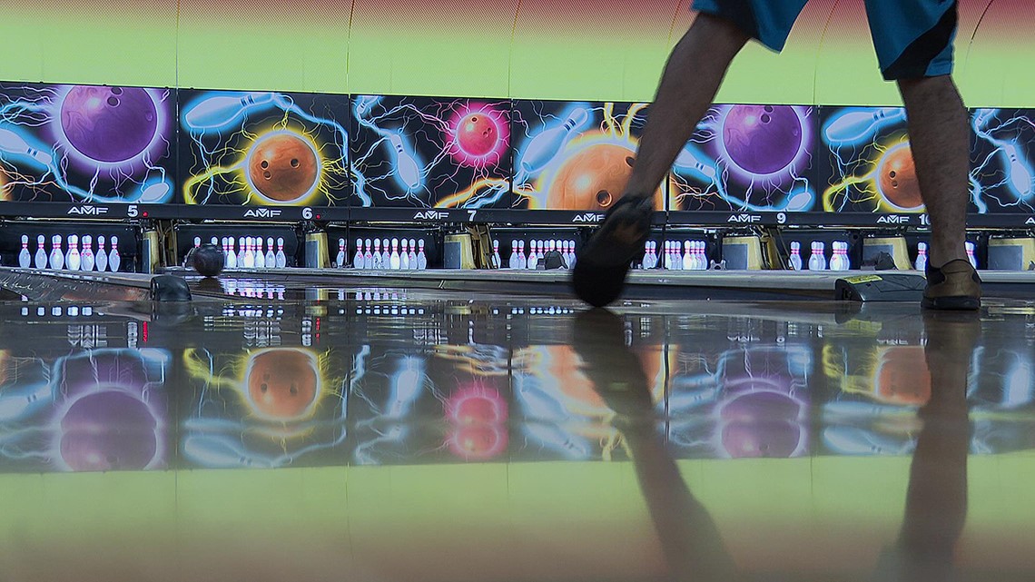 Warner Robins bowling alley rolls on despite supply chain problems