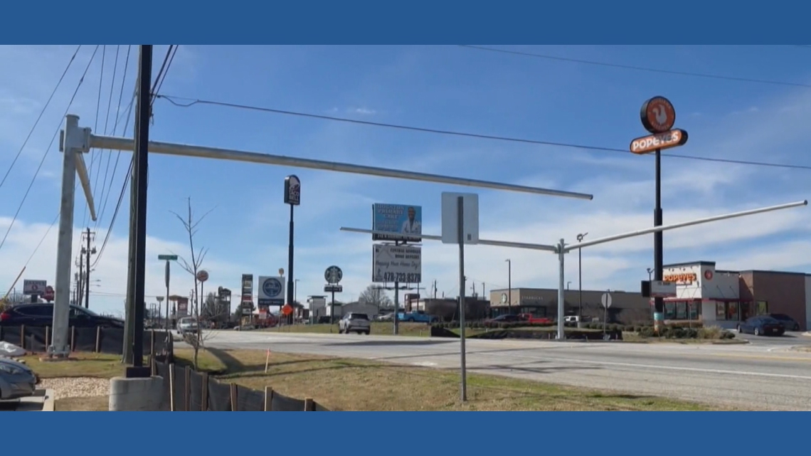 Byron installs new traffic signal at busy Highway 49 intersection