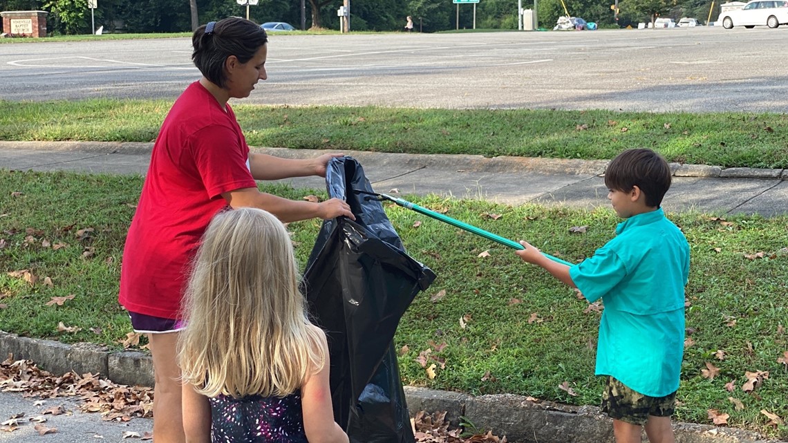 Vineville neighborhood residents team up for cleanup - Vimarsana News