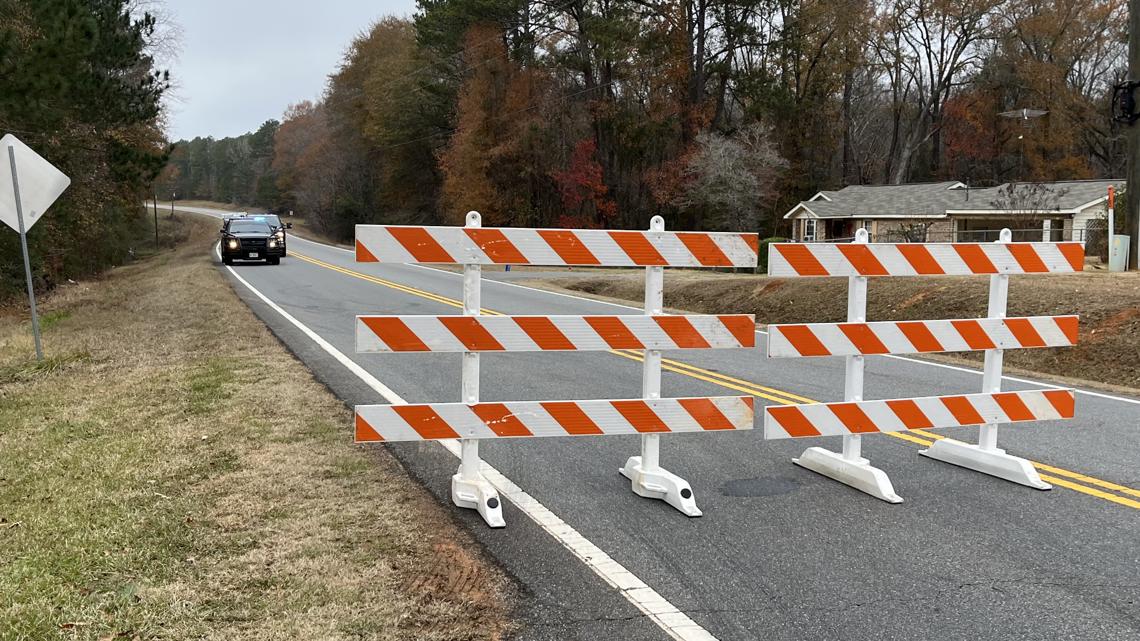 Truck carrying radioactive medical equipment crashes in Monroe County