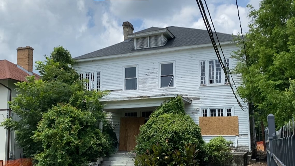 Daily Dealz liquidation store opens on Shurling Drive in Macon