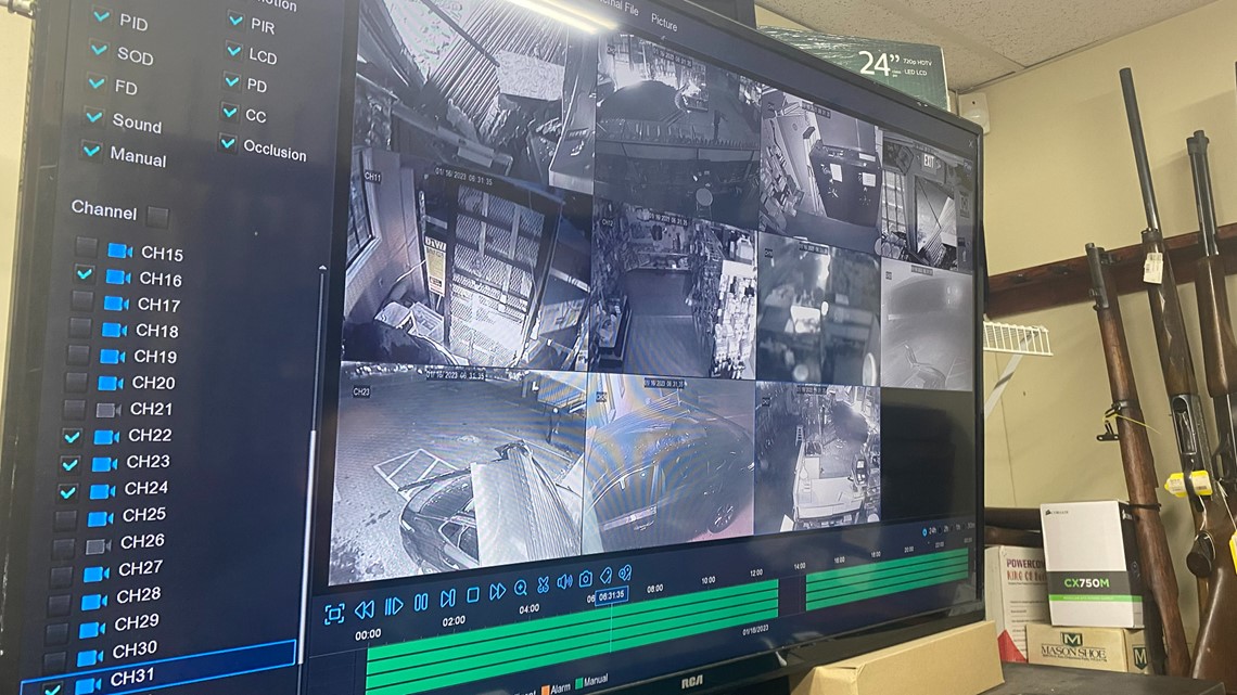 Men caught on camera burglarizing Warner Robins gun shop - Vimarsana News