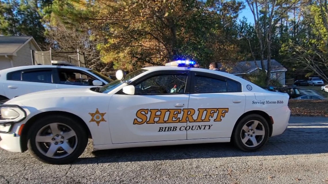 Macon teen girl in critical condition after being shot in home - Vimarsana News