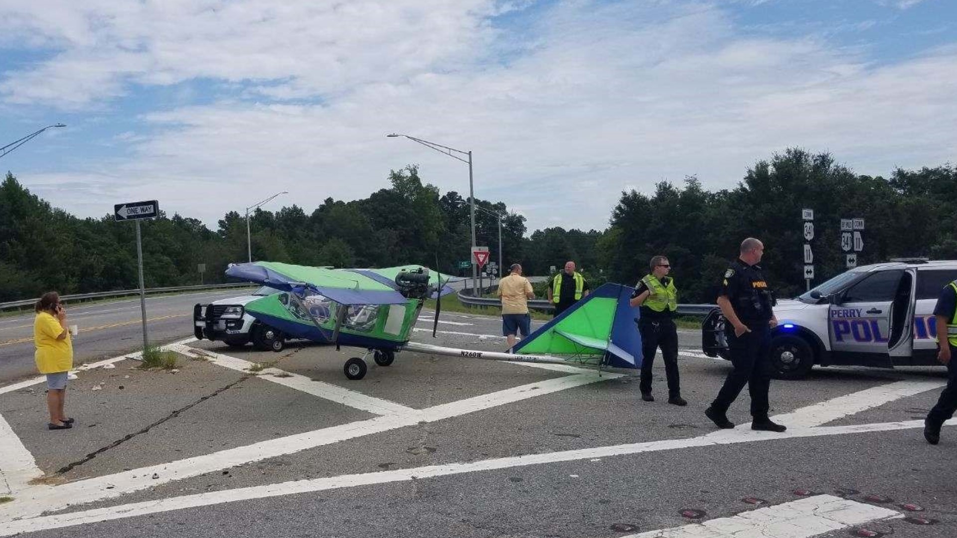 According to Captain Heath Dykes with the Perry Police Department, an ultralight plane made an emergency landing on exit 138 in Perry.
