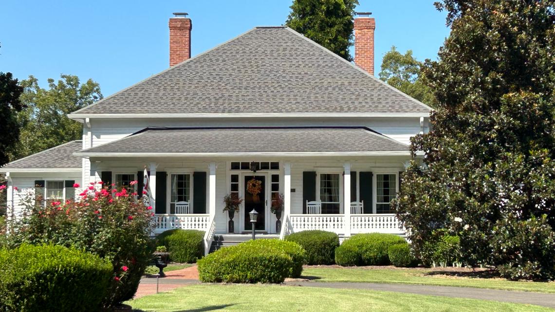 Historic Homes in Byron, Georgia: Williams-Slocumb home - Vimarsana News
