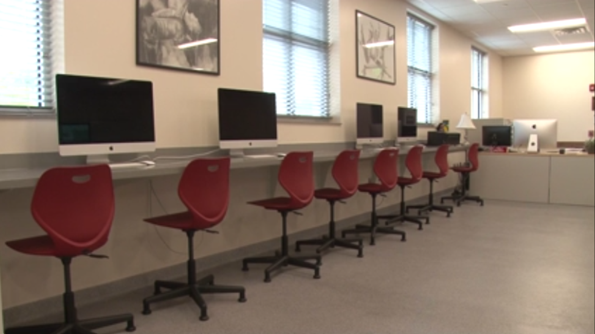 Summer classes are about to begin and one school is giving students the option to head back into the classroom.