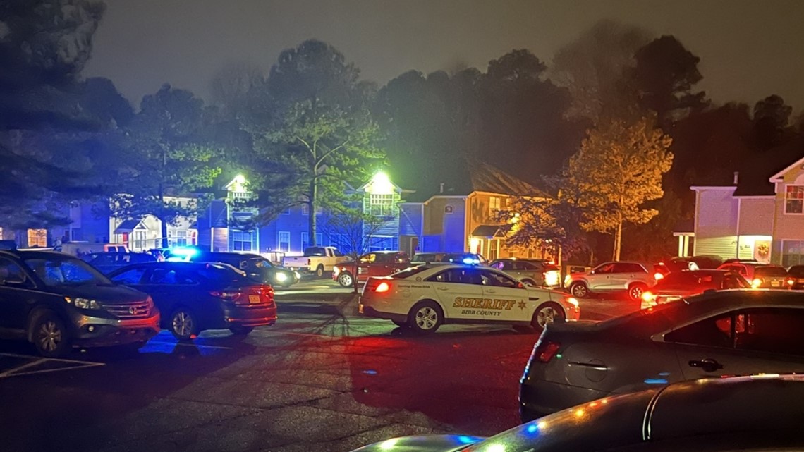 3 dead after shooting in west Macon