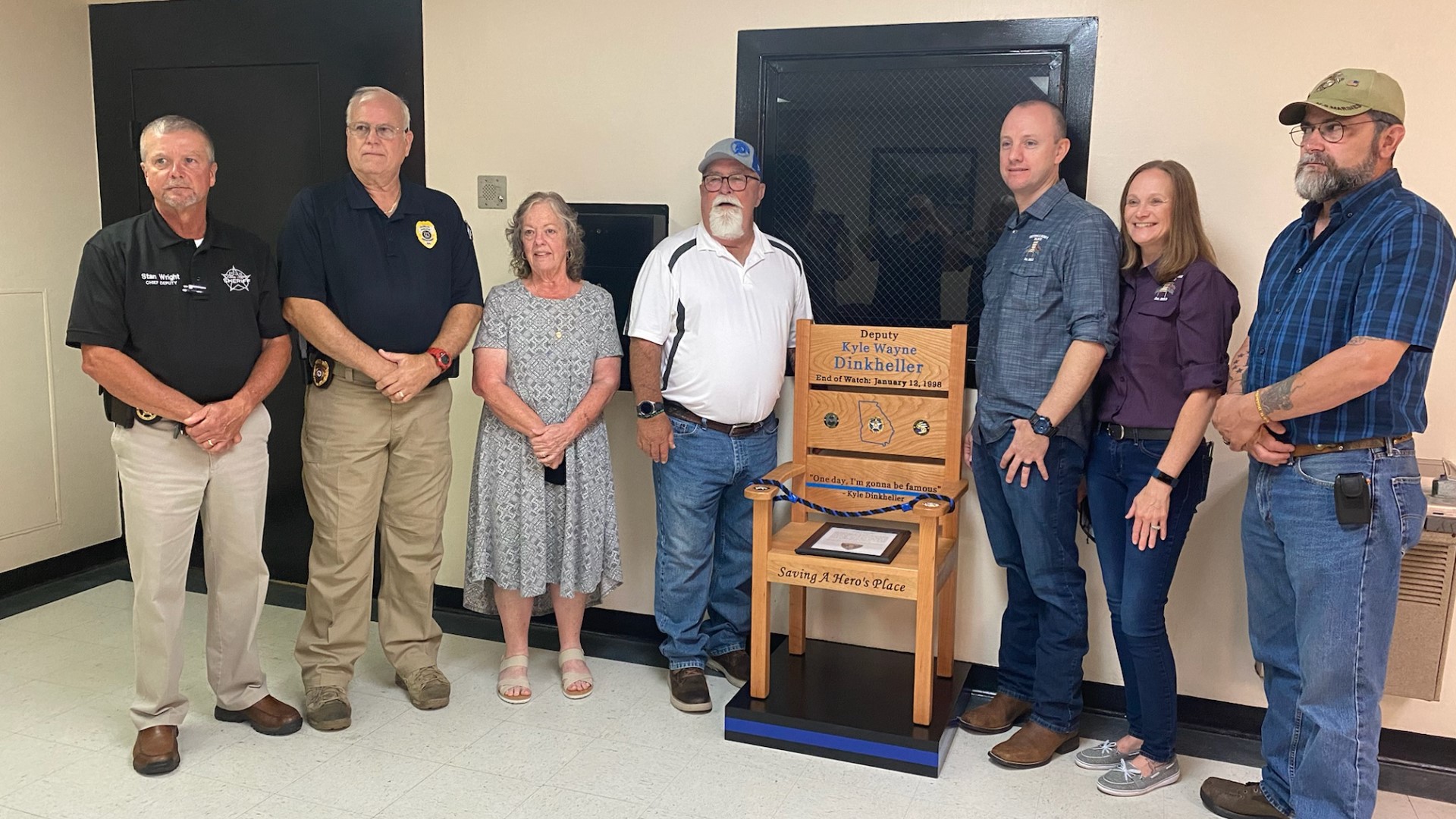 Fallen Laurens County Deputy Kyle Dinkheller Chair Dedication | 13wmaz.com