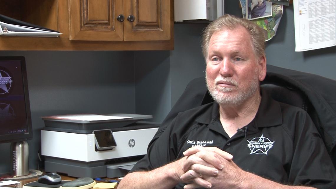 Georgia Sheriff's Captain nearly died in crash, now he is back - Vimarsana News