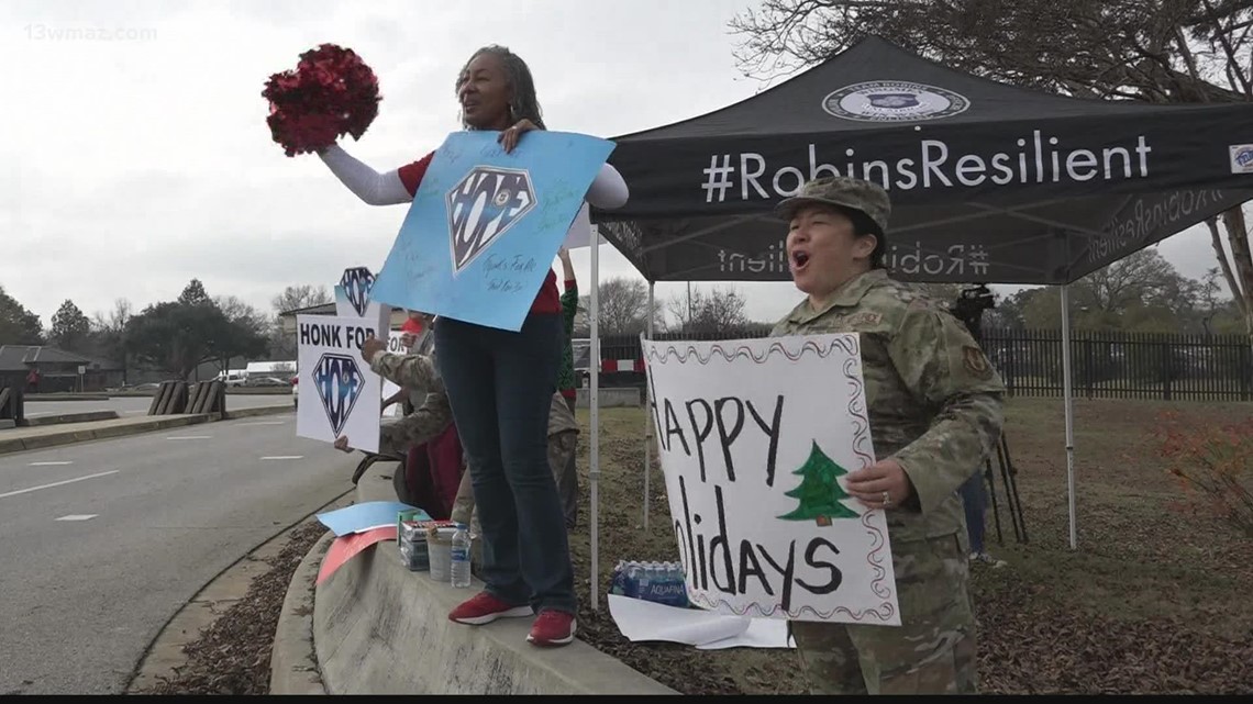 Robins Air Force Base's 'Holiday Gate Blitz' shows support - Vimarsana News