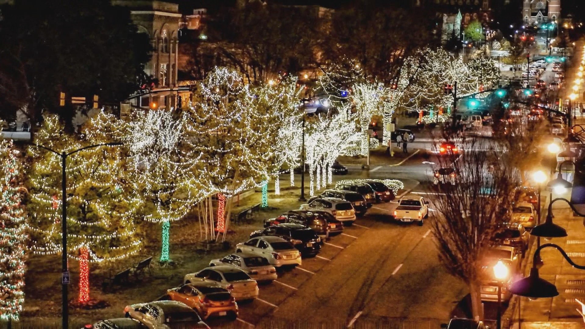 Macon will officially kick off the Christmas season Friday night with the Main Street Christmas Light Extravaganza.