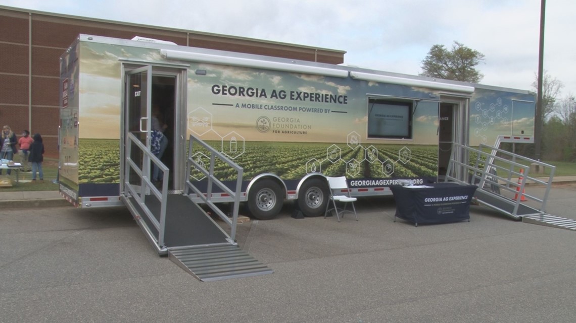 Farm Bureau 'Ag Experience' classroom rolls into Dublin