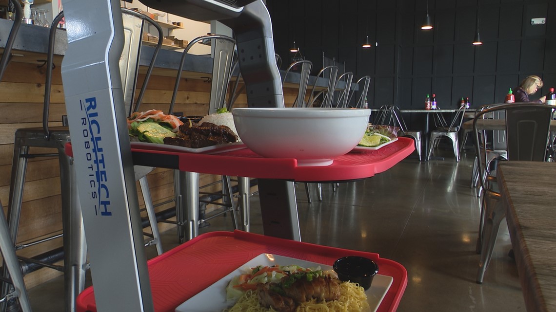 Robot Server helps with staffing shortage - Vimarsana News