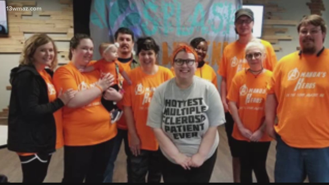 Warner Robins photographer offers free photo sessions for MS