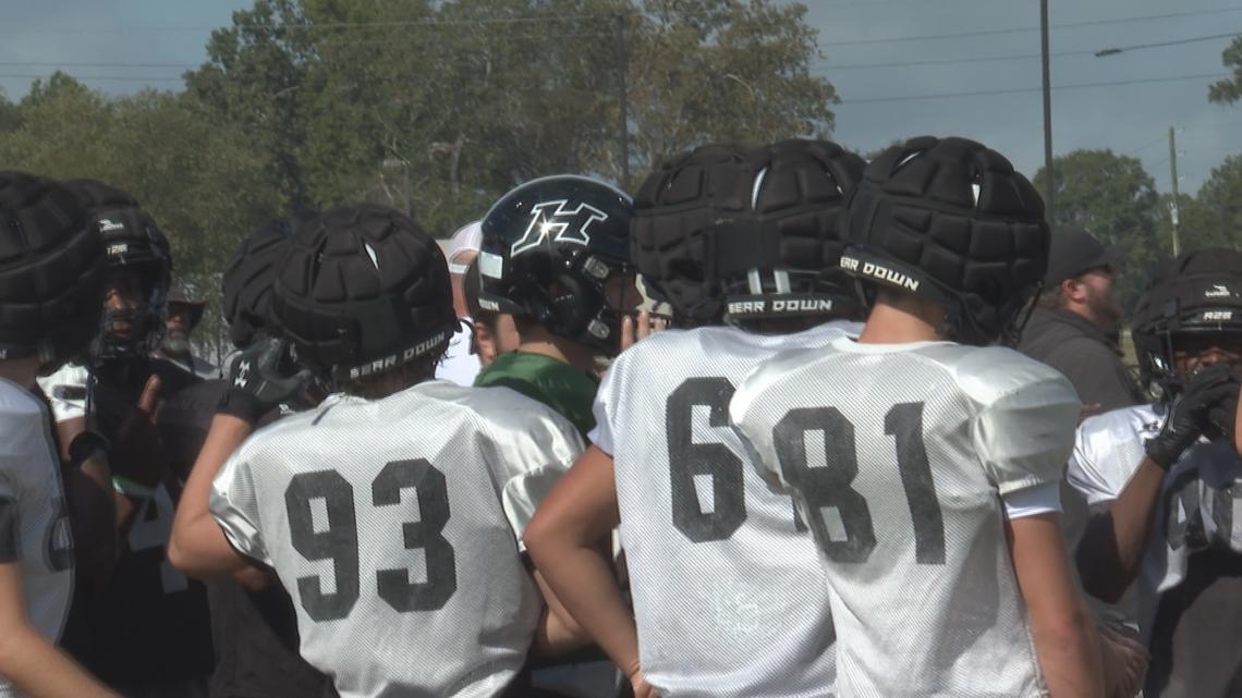 'Playing with relentless effort' | Houston County football makes program history with 7-0 start to the season