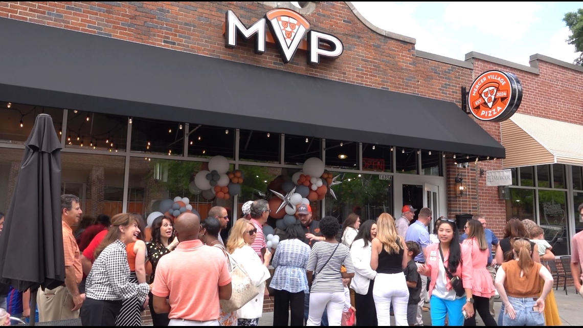 Mercer Village Pizza opens in Macon - Vimarsana News