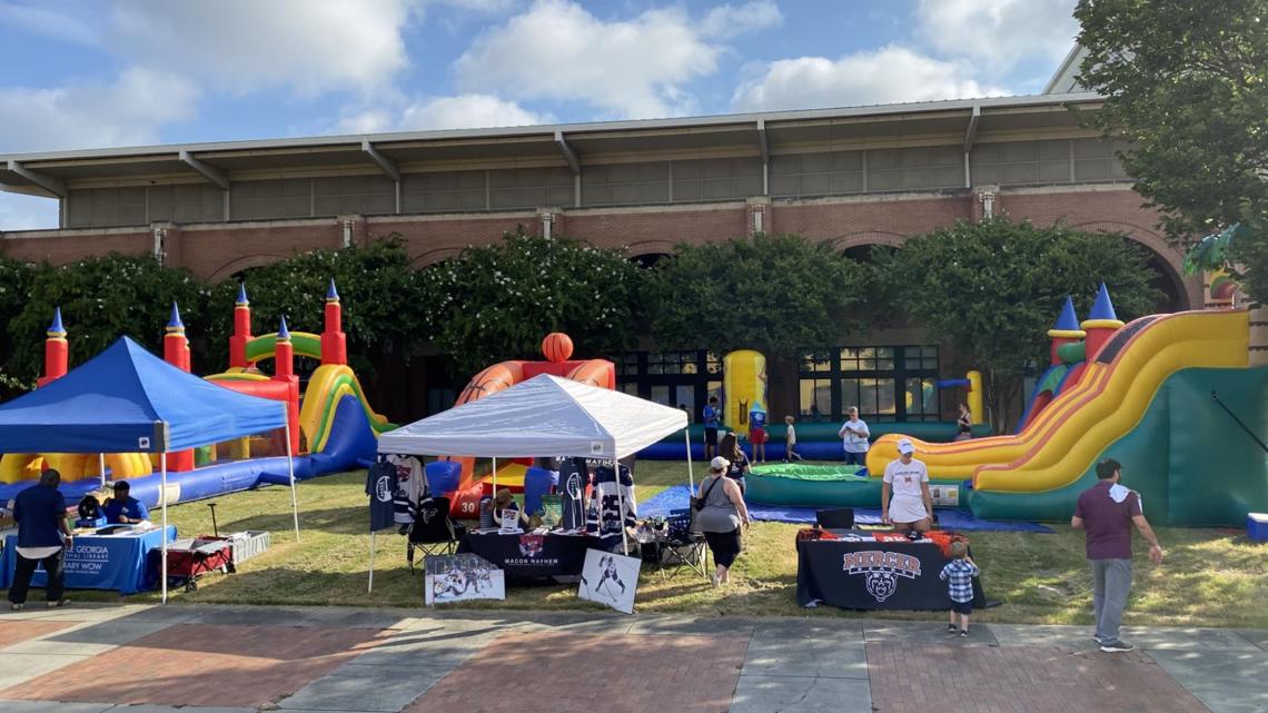 Macon children enjoying Bragg Jam festival - Vimarsana News