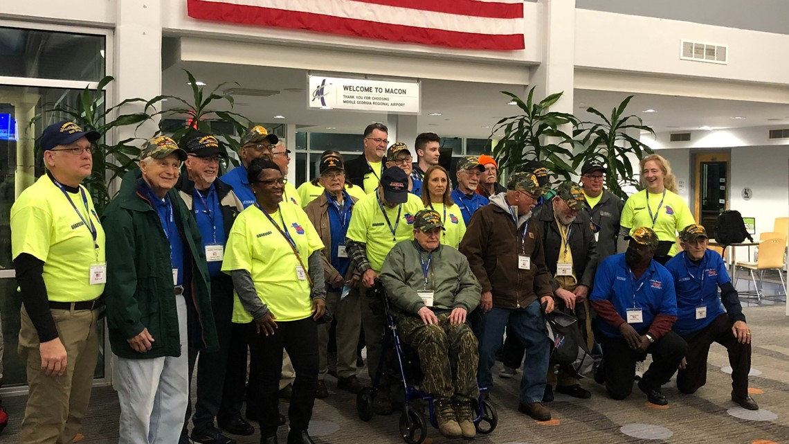 Aging Central Georgia war veterans take Honor Flight to DC