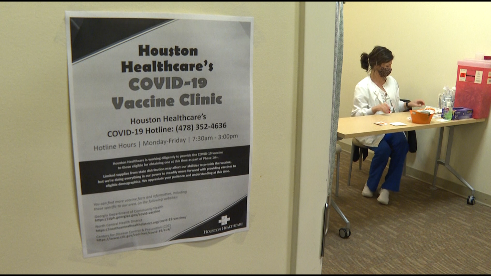 Senior nursing students from Central Georgia Technical College are helping more people receive the COVID-19 vaccine.