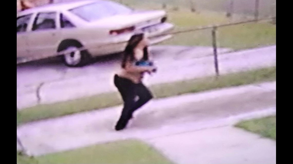 Warner Robins Police looking for woman who hit road worker - Vimarsana News