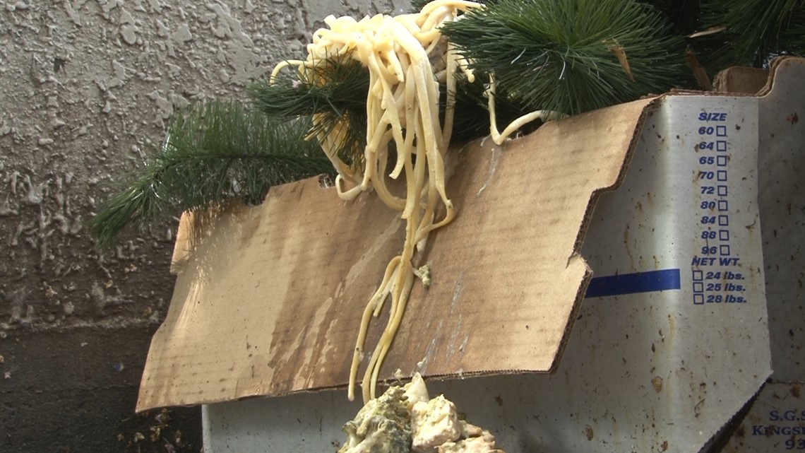 Trash piles up at north Macon apartment complex - Vimarsana News