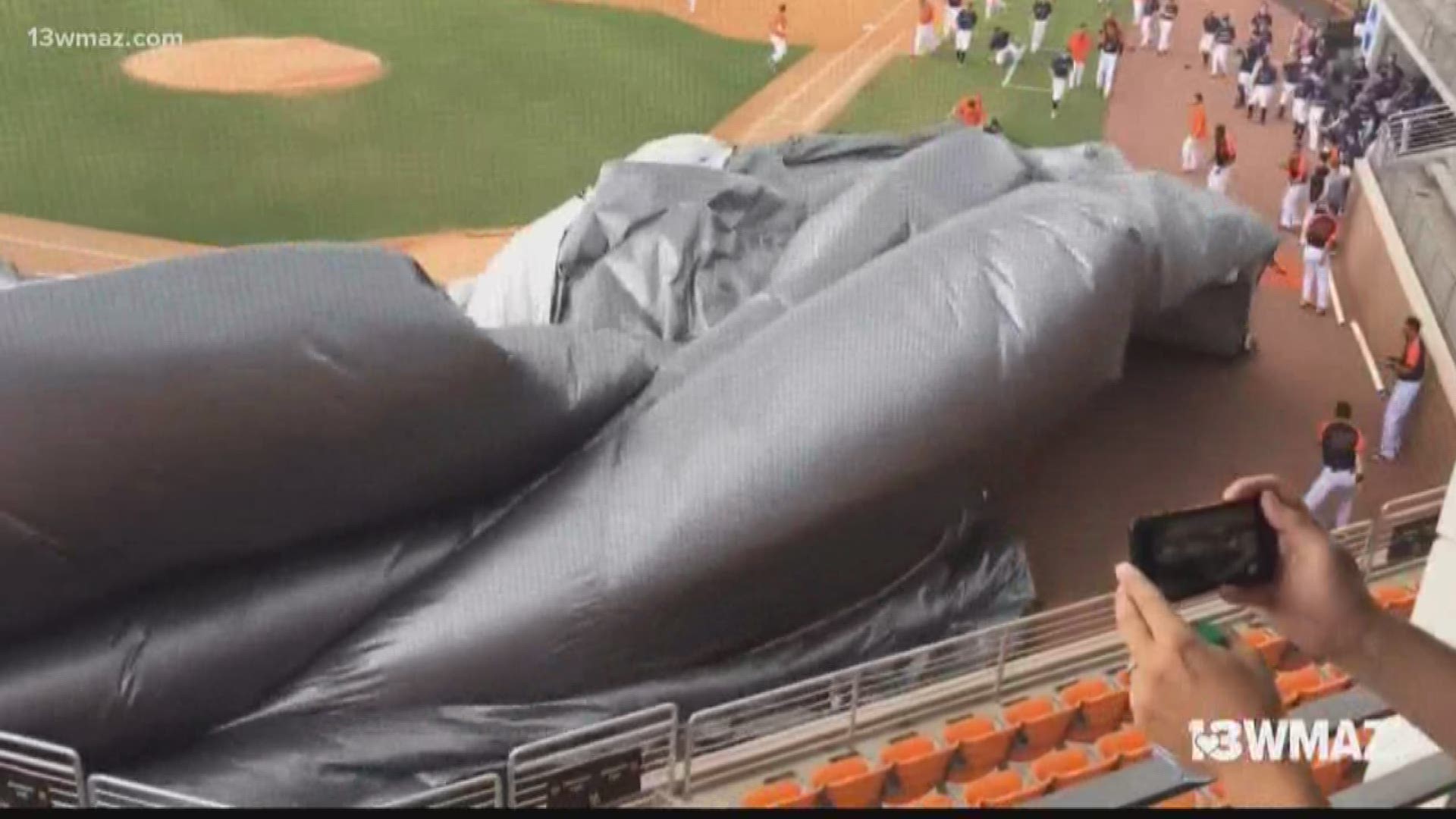 The Mercer baseball team suffered from a bit of tarp trouble over the weekend resulting in a video that went viral on social media. The Baseball Bears were trying to get the tarp down before a storm moved in and you can see them doing their best, but the tarp has a mind of its own.