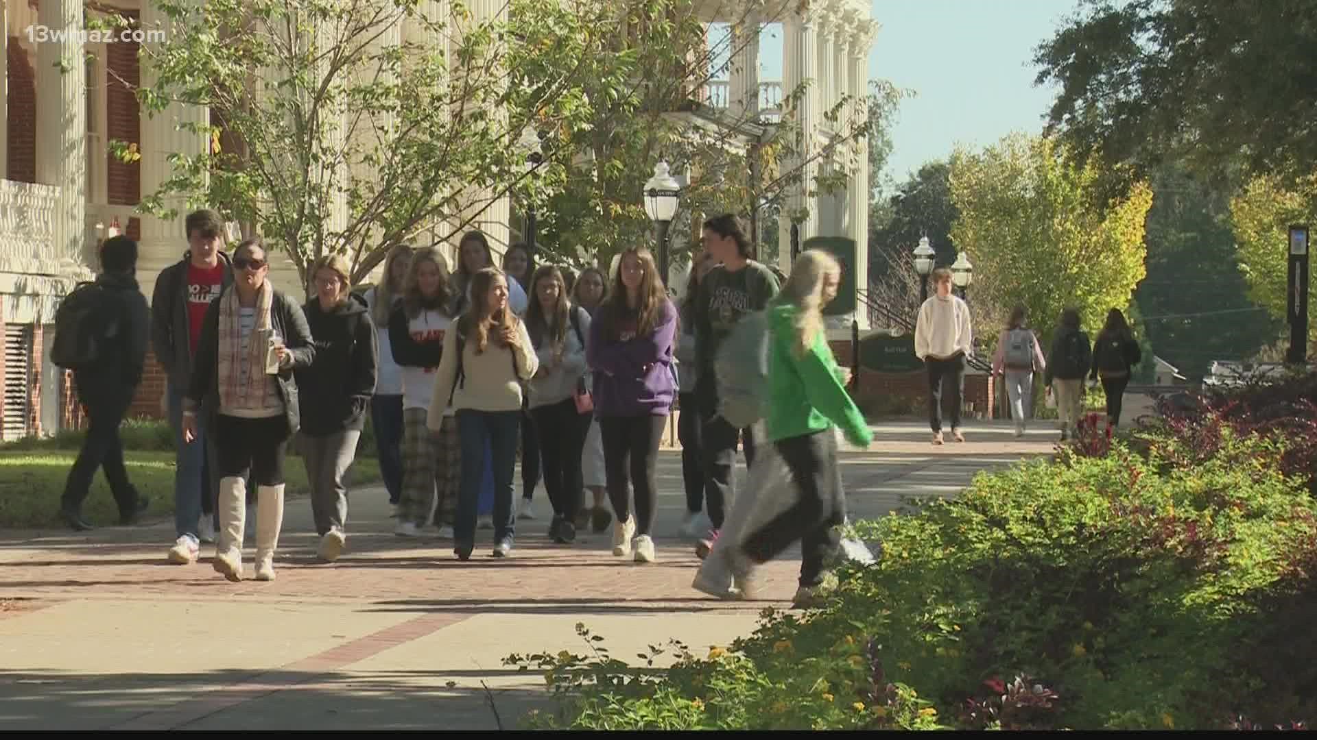 13WMAZ was all ears at our second Listening Lab. Lots of folks showed up and shared their opinions on what's important to them, and these students had a lot to say