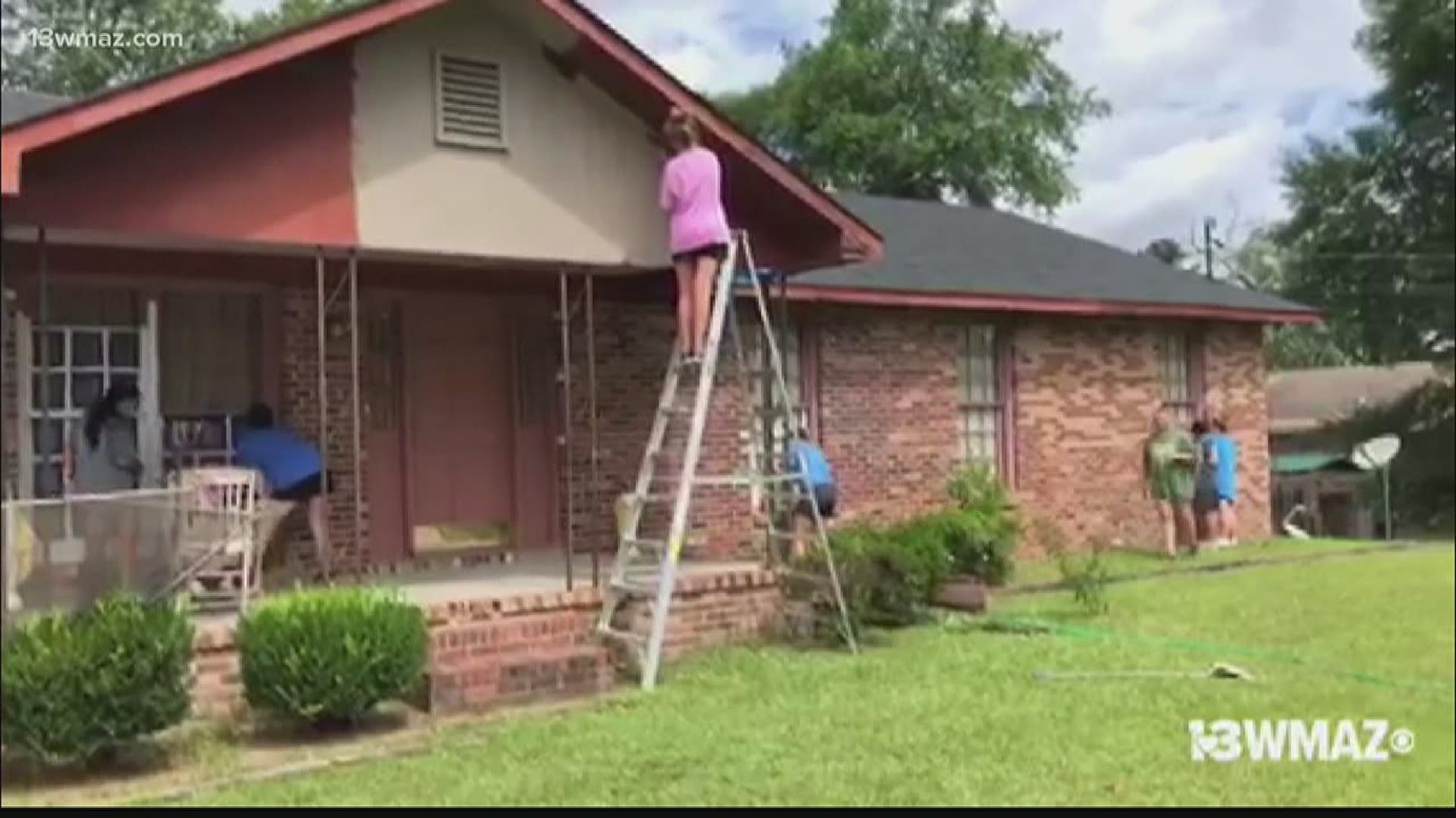 Several homes in the east Macon community are getting a makeover thanks to a partnership between Rebuilding Macon and Hope Missions.