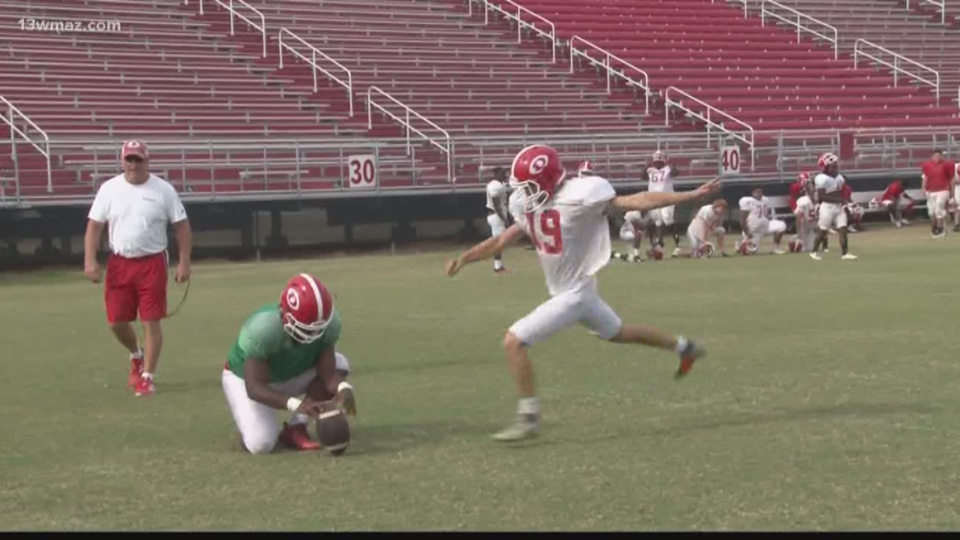 #tailgate13: Peyton Bush kicks 30th field goal